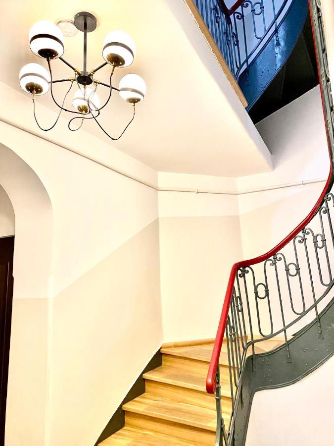 Hello Apartments Amazing River View 4 Bedrooms & Balcony Гданьск Экстерьер фото