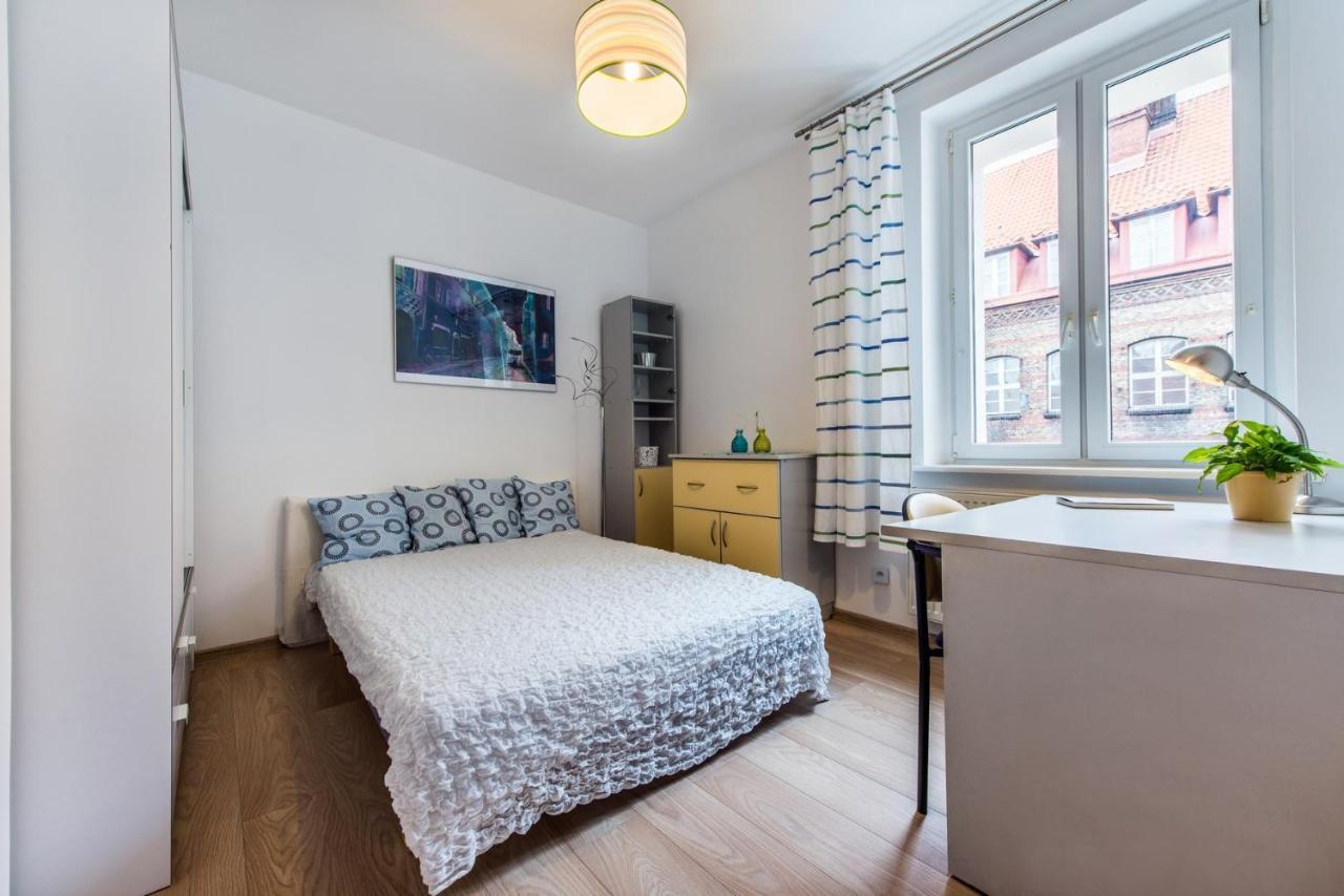 Hello Apartments Amazing River View 4 Bedrooms & Balcony Гданьск Экстерьер фото