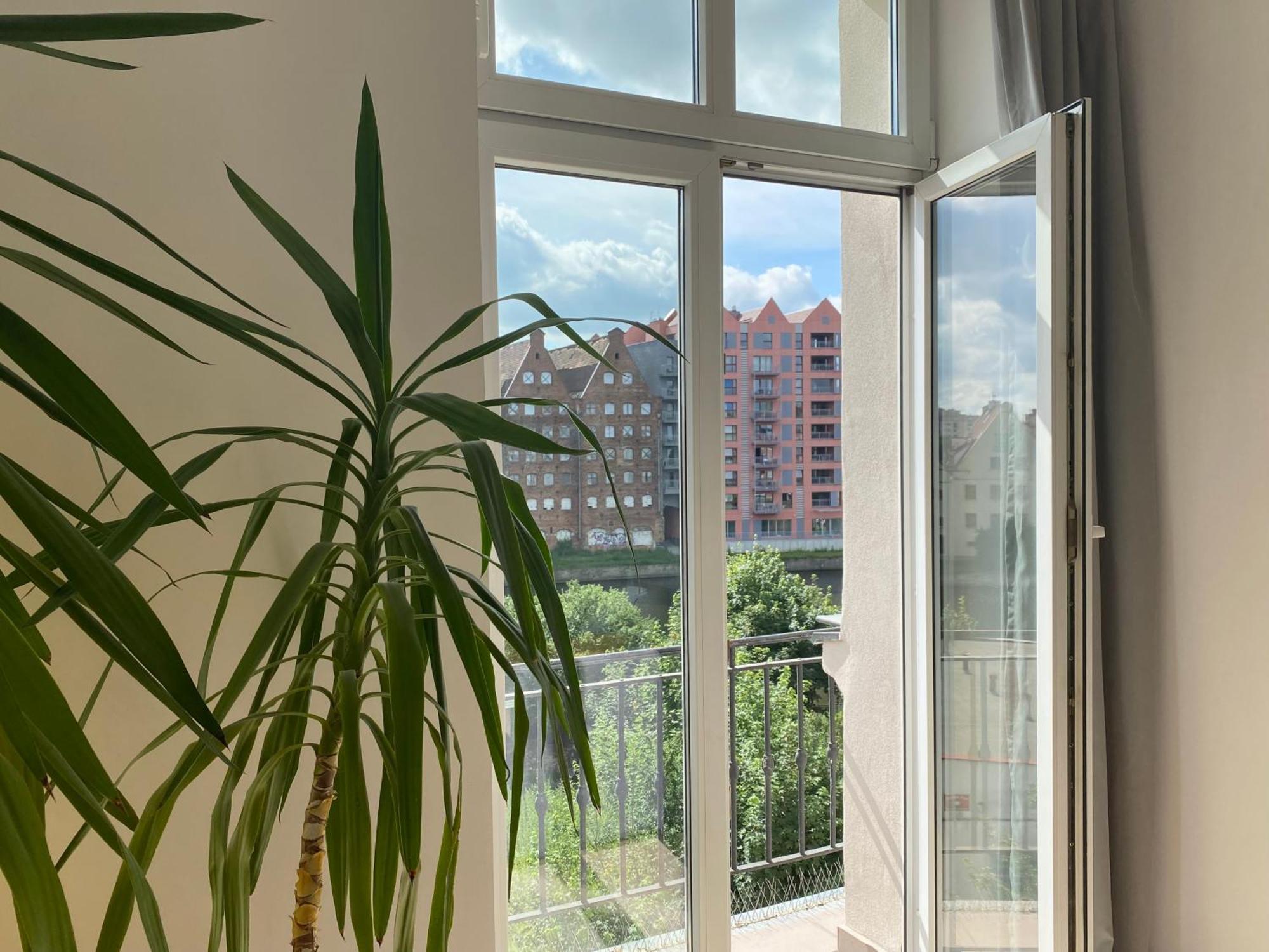 Hello Apartments Amazing River View 4 Bedrooms & Balcony Гданьск Экстерьер фото